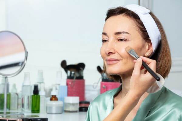 Água Micelar e outros novos cosméticos realçam a beleza da pele