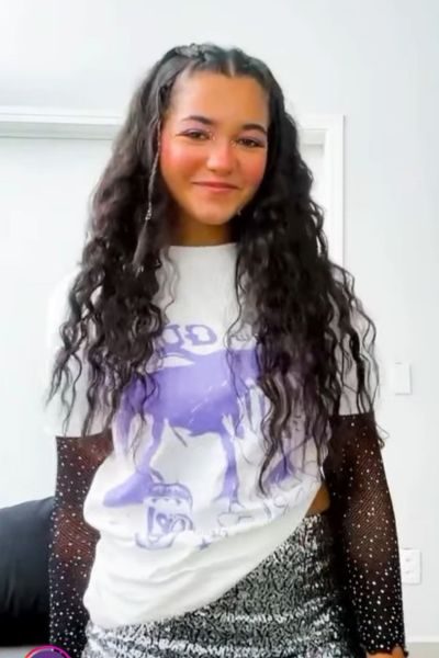 A Loja busca modelos autênticos e encantam as adolescentes.